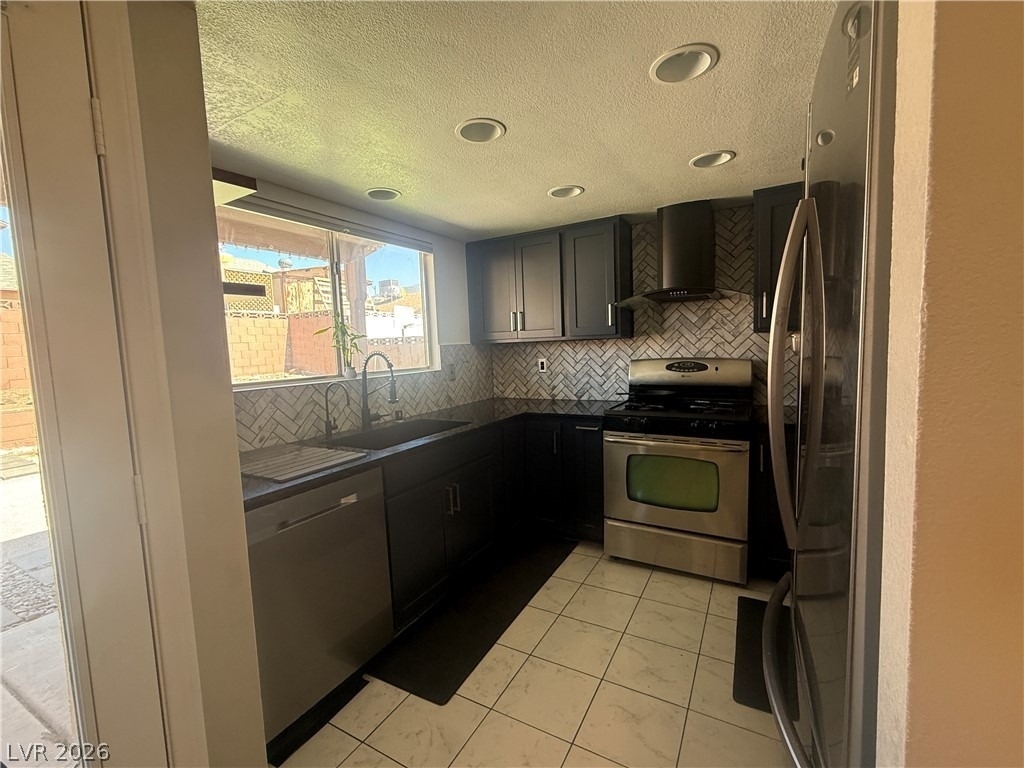 817 Schooner Drive - Photo 4