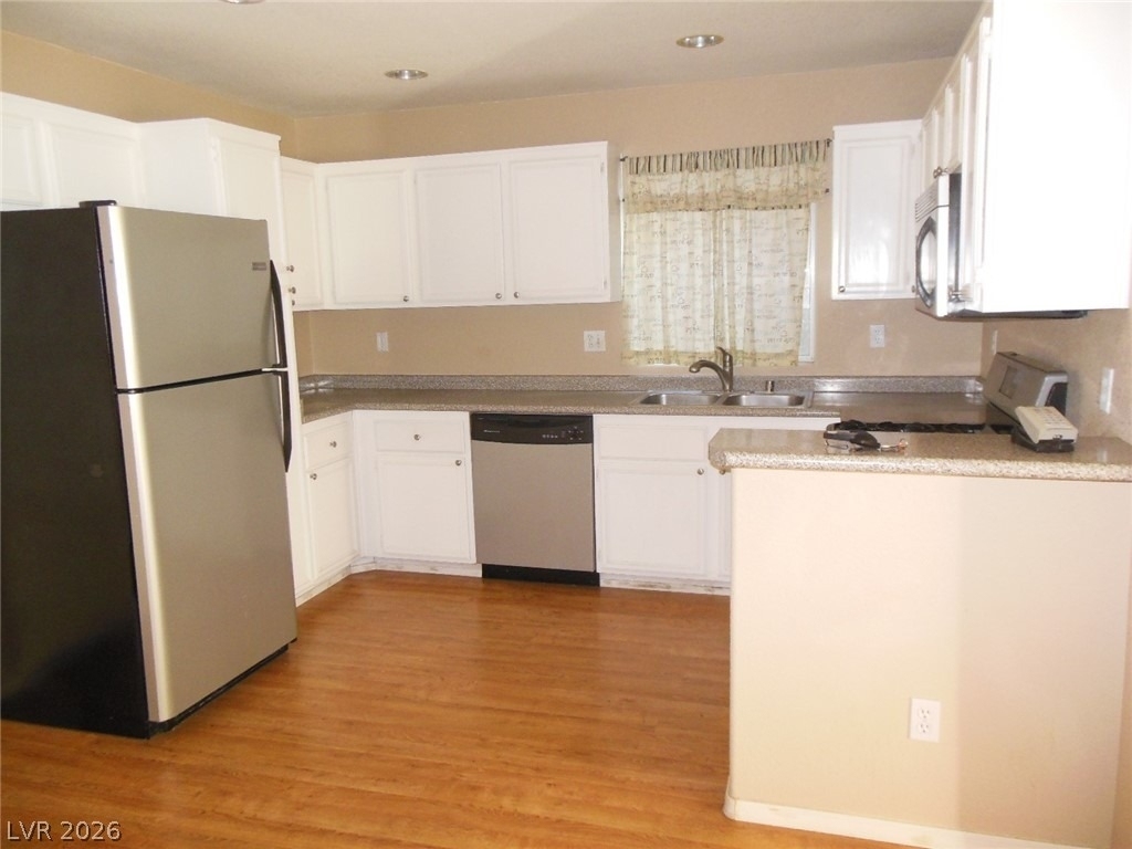 5225 Wave Dancer Lane - Photo 4