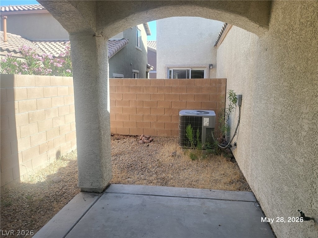 9843 Overlook Ridge Avenue - Photo 18