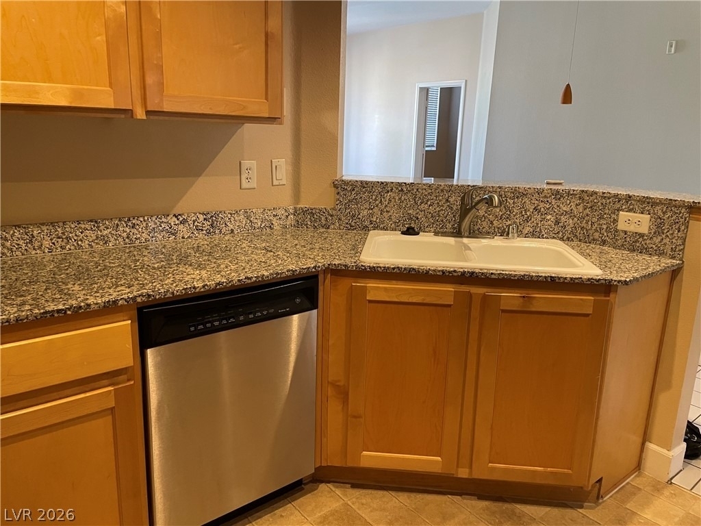 75 E Agate Avenue - Photo 4