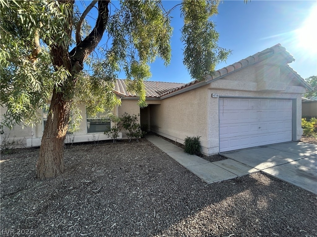 4718 Checker Way - Photo 0