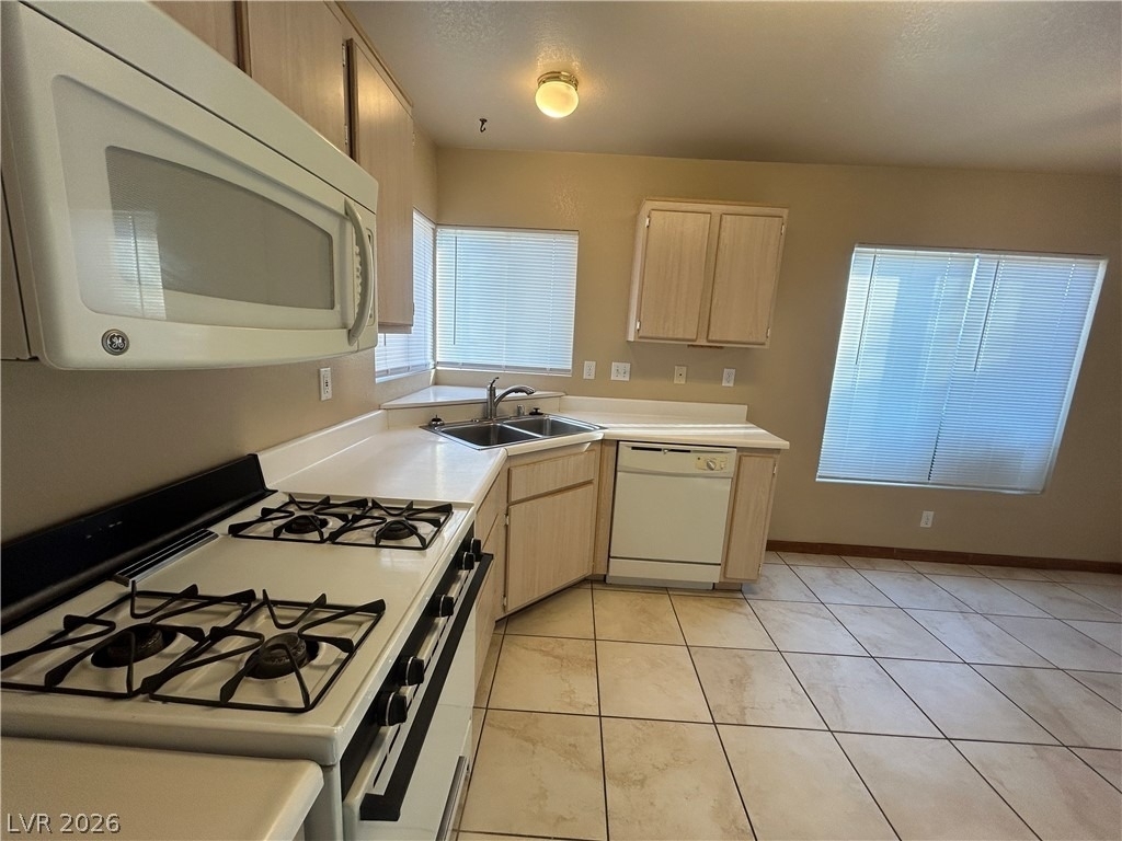 4718 Checker Way - Photo 13