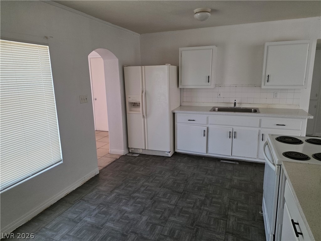 2904 Bassler Street - Photo 4