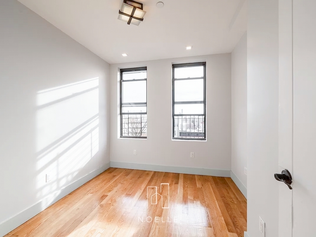 Copy of 1631 St Johns Place - Photo 3