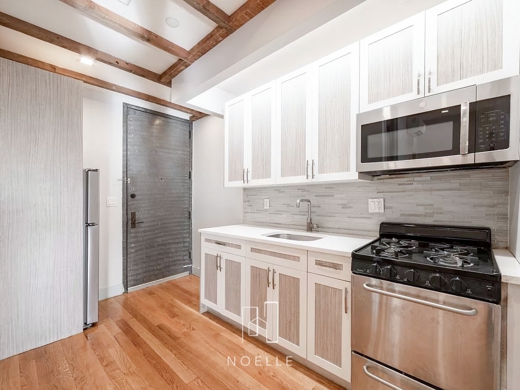 Copy of 1631 St Johns Place - Photo 0