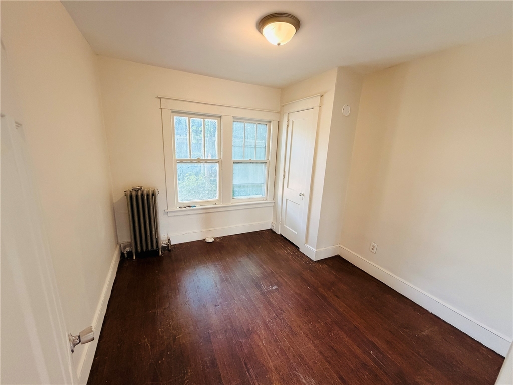 528 Chenango Street - Photo 5
