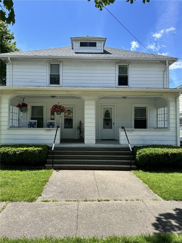 169 Horseheads Boulevard - Photo 0