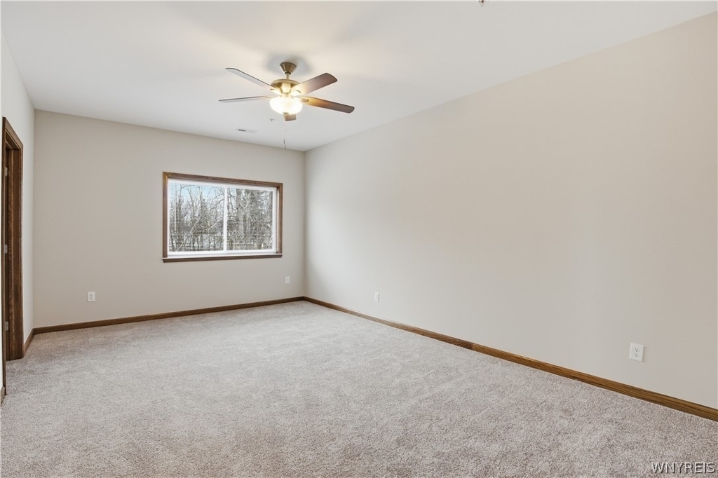 1130 Orchard Park Road - Photo 15