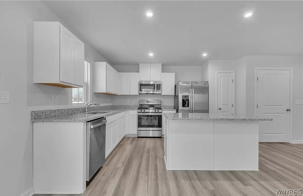 164 Grant Boulevard - Photo 2