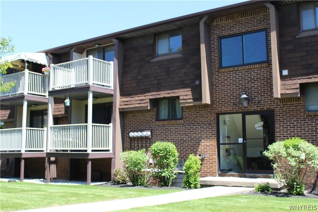 3948 Ridge Lea Road - Photo 0