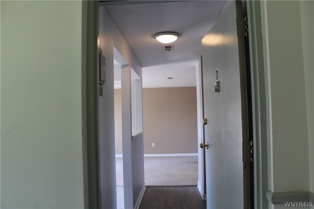 3948 Ridge Lea Road - Photo 3