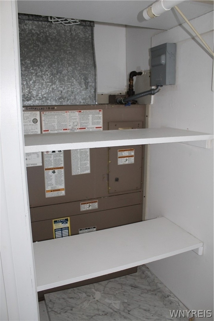 3948 Ridge Lea Road - Photo 15