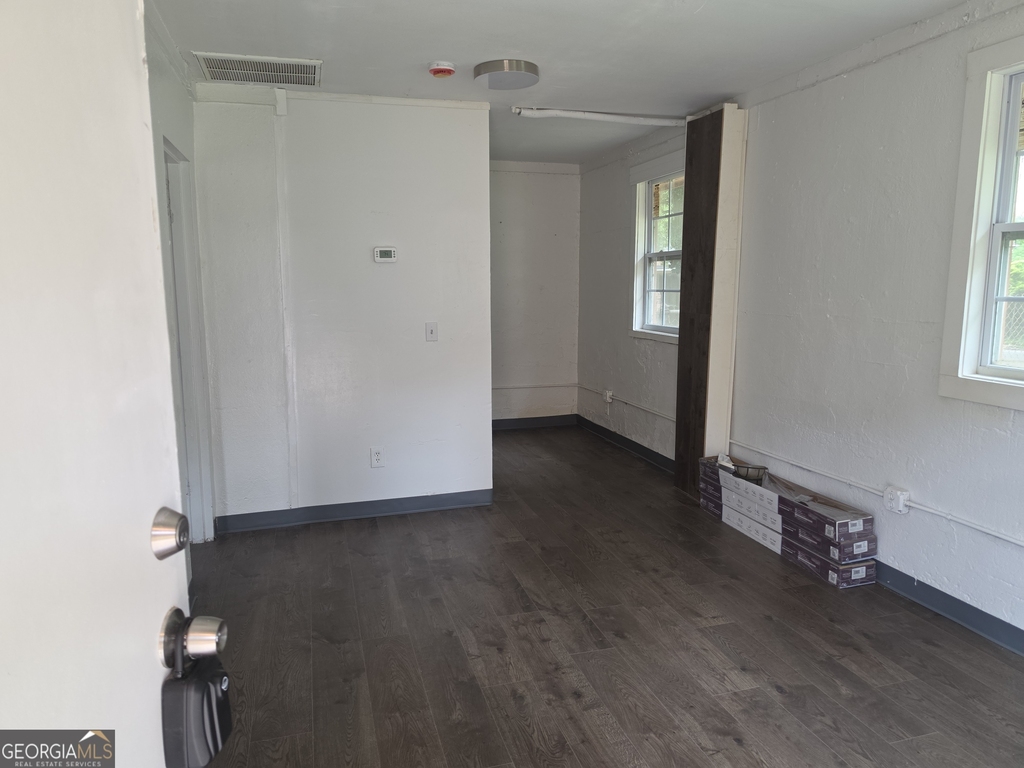 1148 Booker Avenue Sw - Photo 3