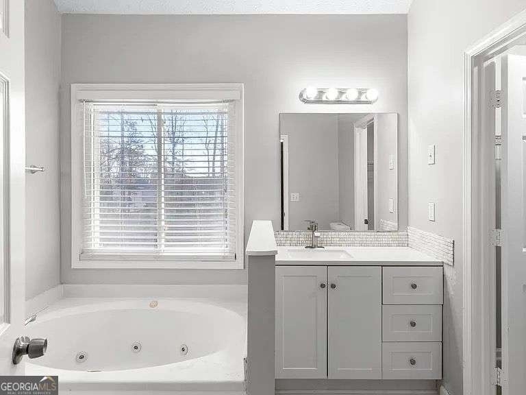 2247 June Court Sw - Photo 6