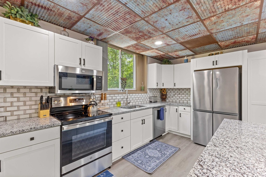 137 Odith Road - Photo 22