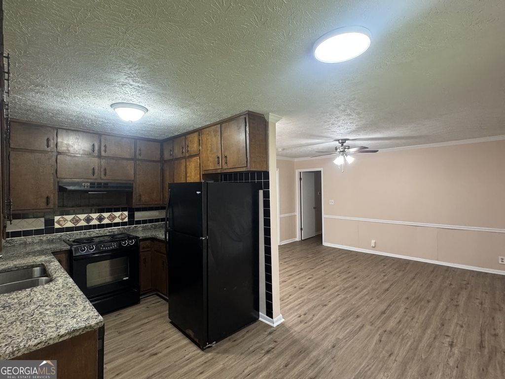 827 San Miguel Drive - Photo 3