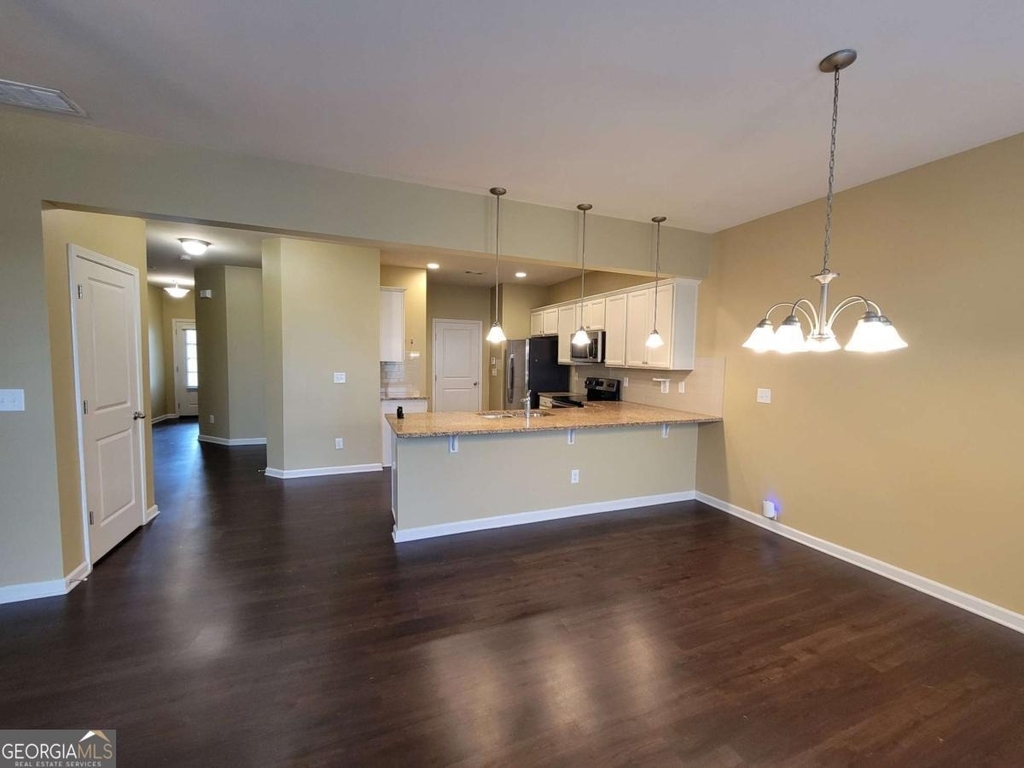 1525 Landmark Lane - Photo 0