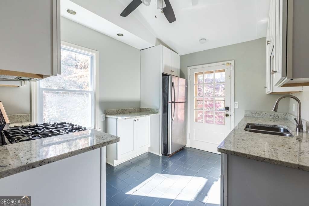 1570 Spring Lane Nw - Photo 13