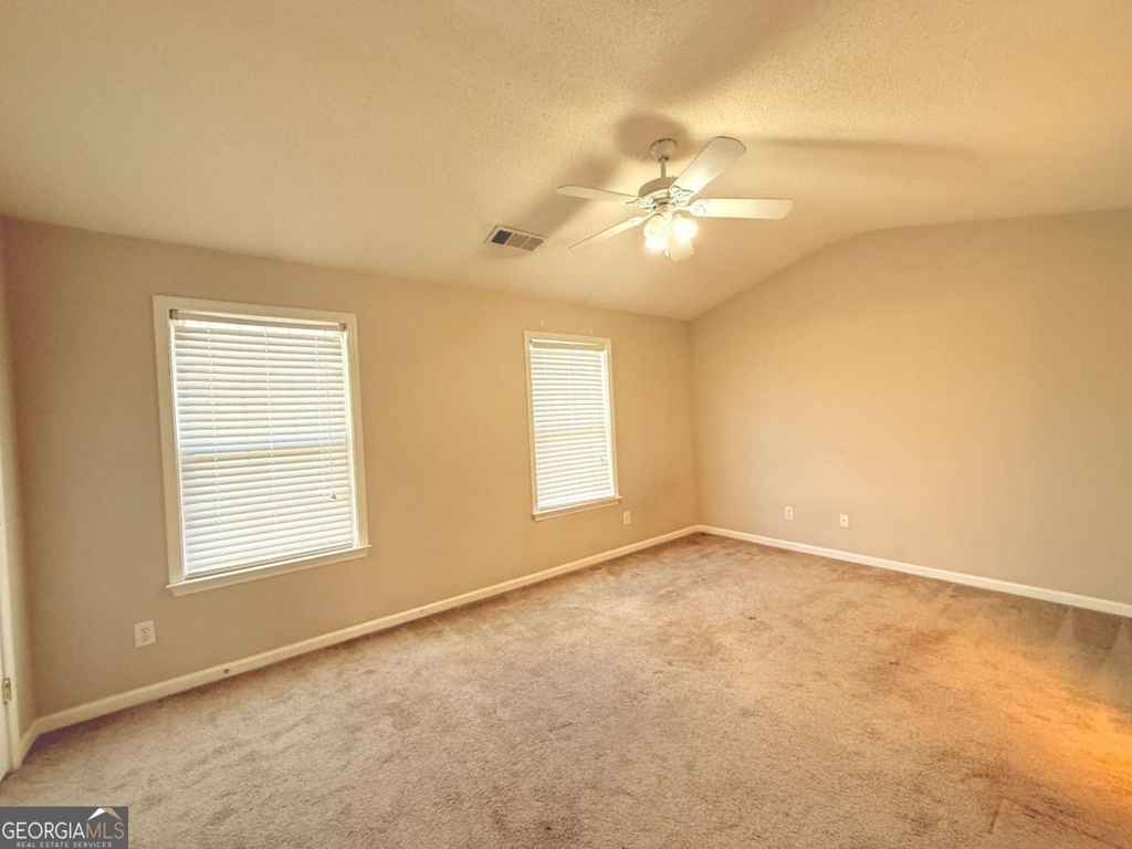 40 Highoak Drive Ne - Photo 14