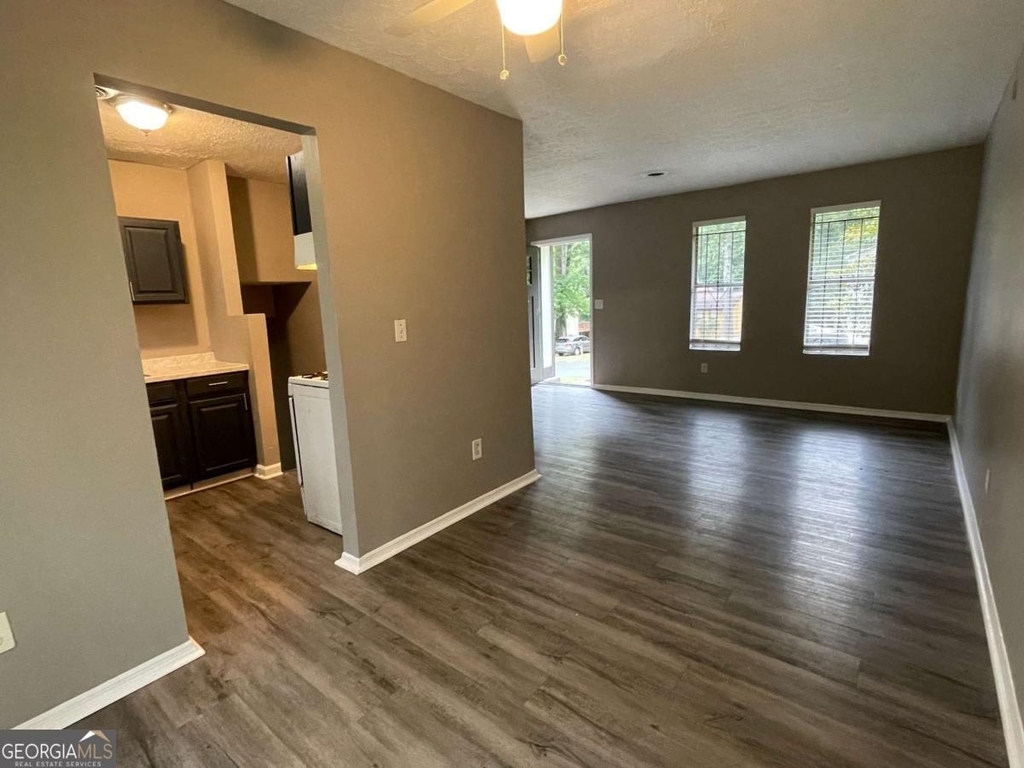 4554 Doral Drive Sw - Photo 4