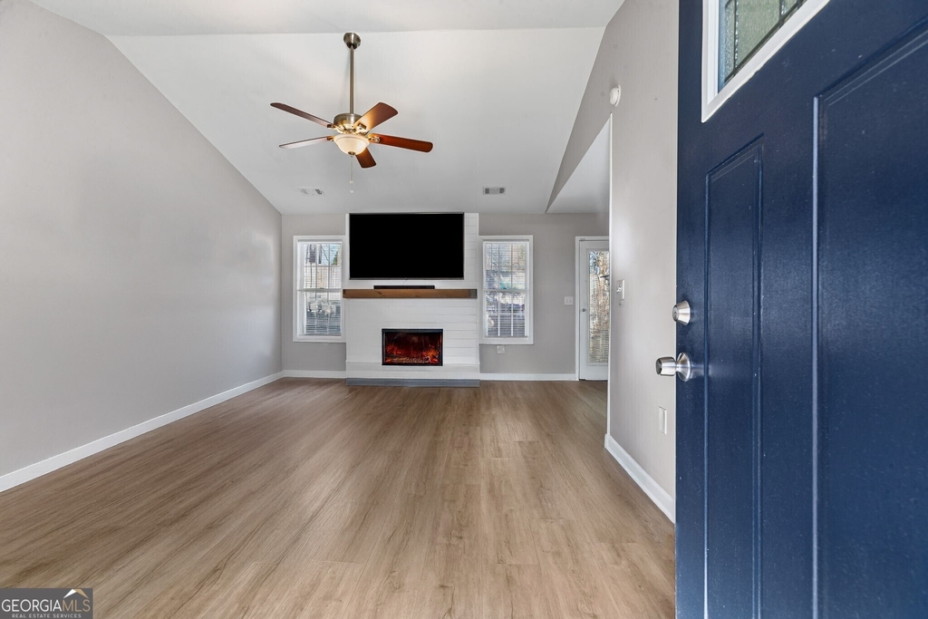 5720 Crow Drive - Photo 3