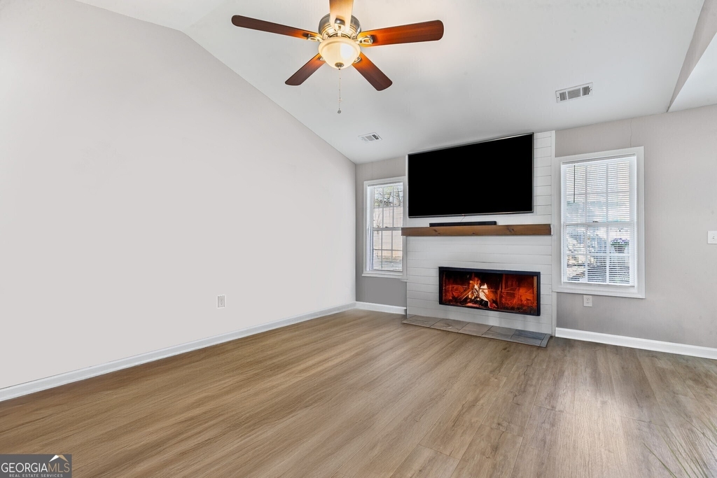 5720 Crow Drive - Photo 4