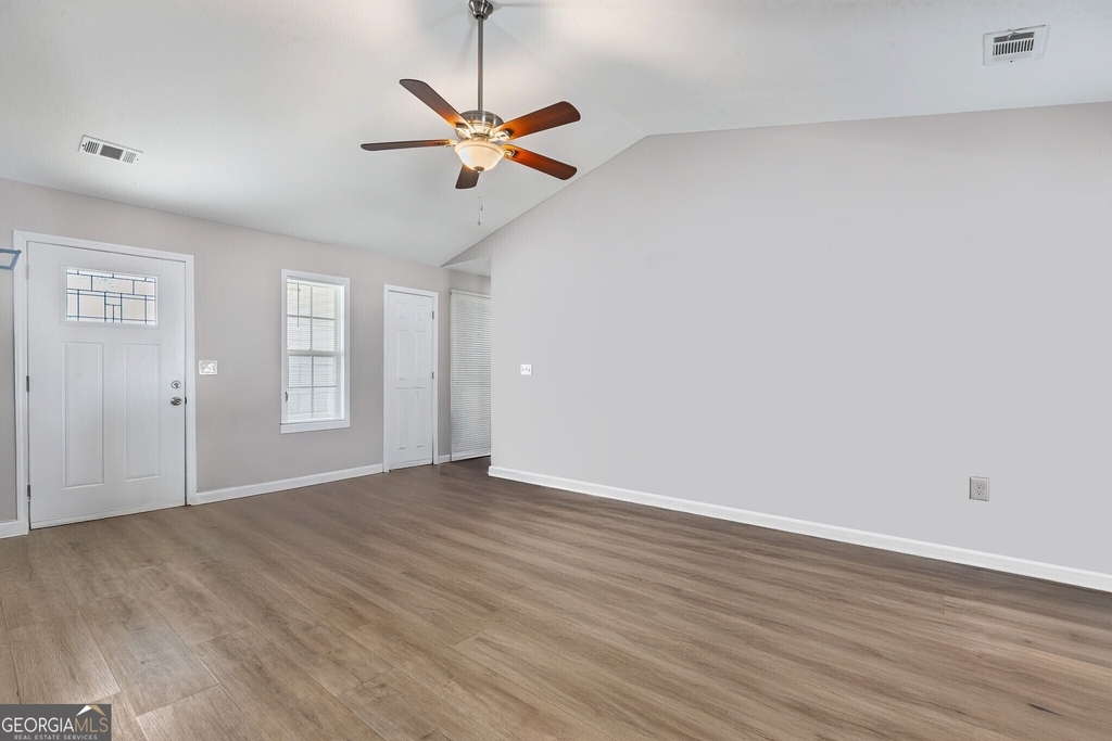 5720 Crow Drive - Photo 6