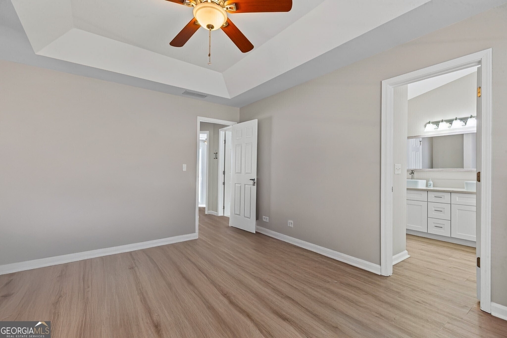 5720 Crow Drive - Photo 11