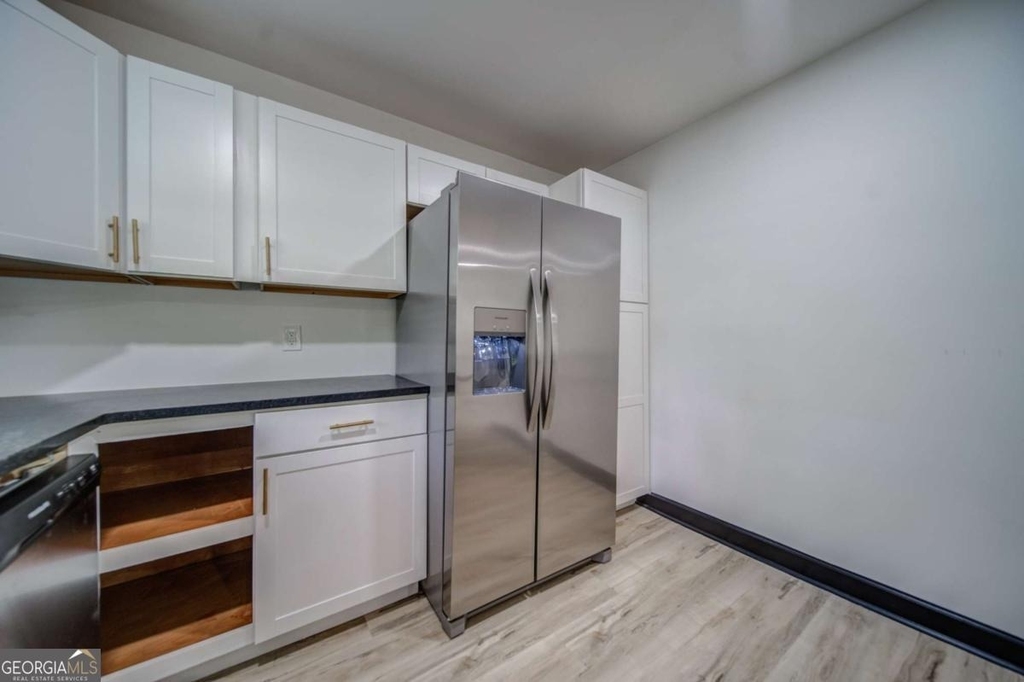 2020 Marvin Lane Sw - Photo 12