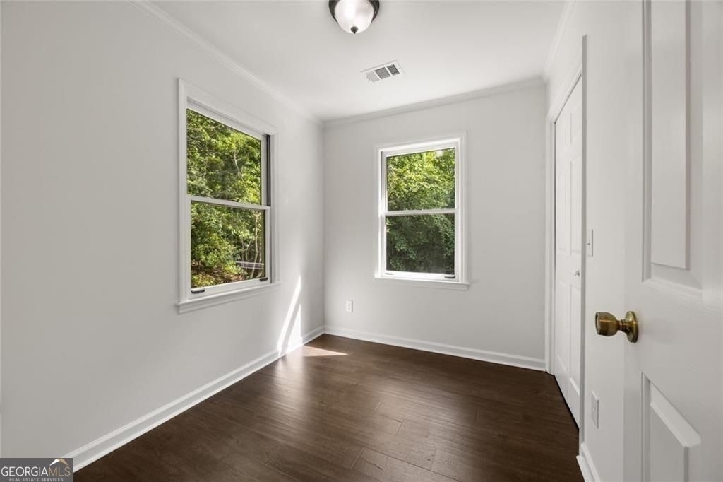 1260 Heards Ferry Road - Photo 29