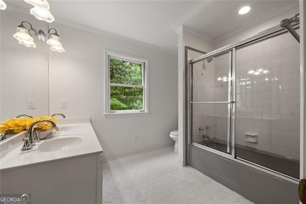 1260 Heards Ferry Road - Photo 34