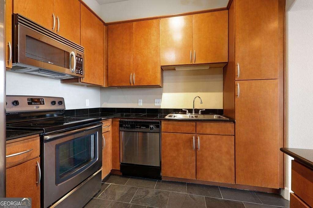 3445 Stratford Road Ne - Photo 13