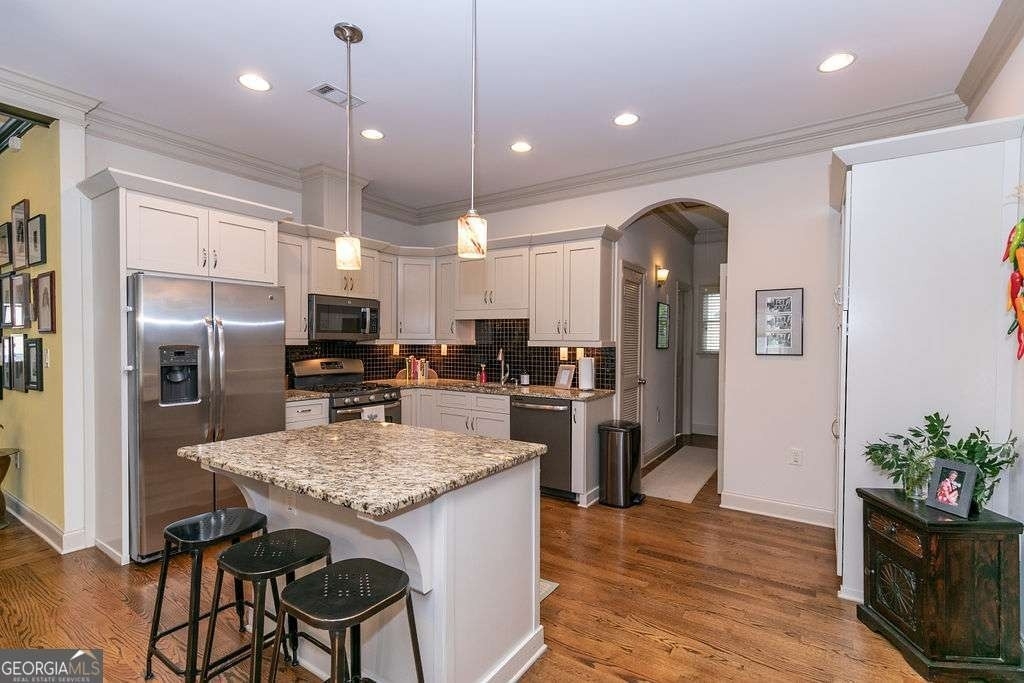 1084 Sanders Avenue Se - Photo 12
