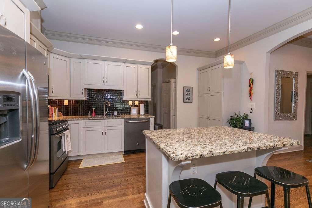 1084 Sanders Avenue Se - Photo 13