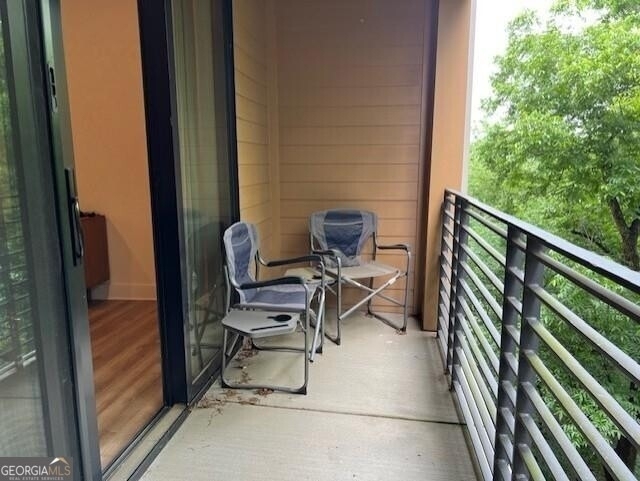 112 Rogers Street - Photo 3