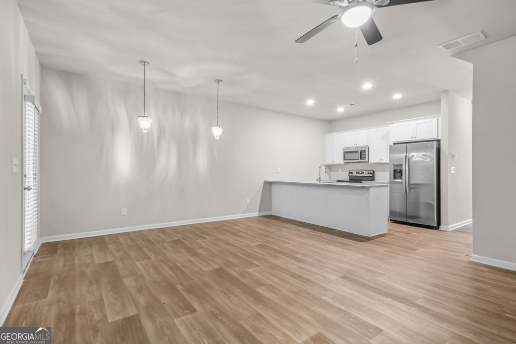 3181 Meadowstone Lane Sw - Photo 7