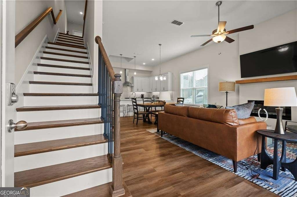 637 Stickley Oak Way - Photo 5