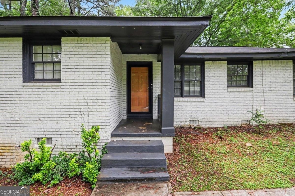 3743 Poplar Drive - Photo 3