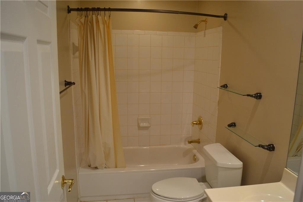 3047 Lenox Road - Photo 4