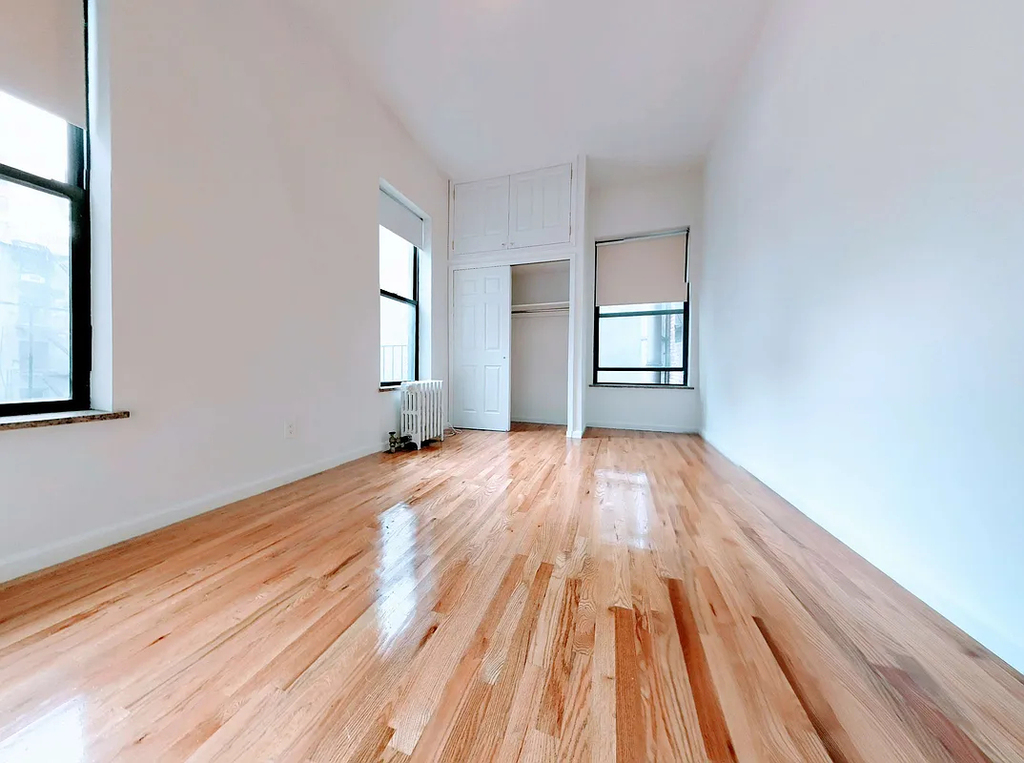 176 2nd Avenue - Photo 1