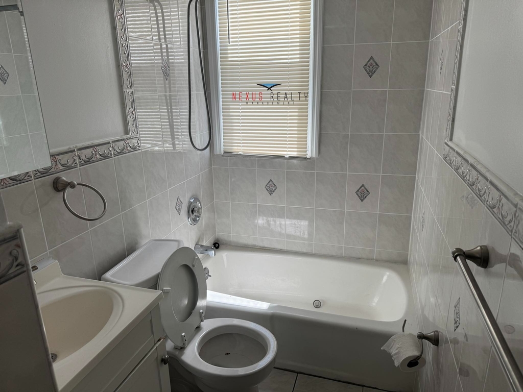 23-62 37th Street - Photo 12