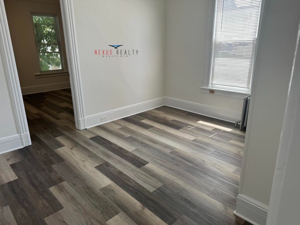 23-62 37th Street - Photo 6