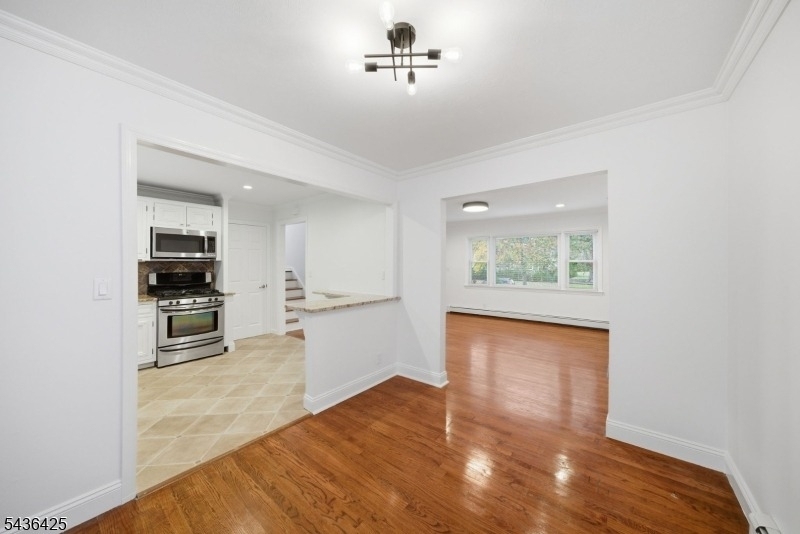 10 Lloyd Ave - Photo 13