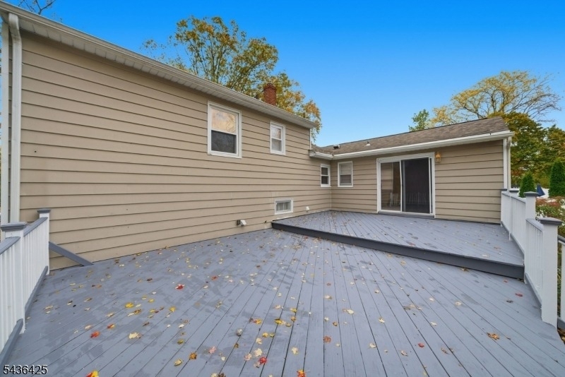 10 Lloyd Ave - Photo 39
