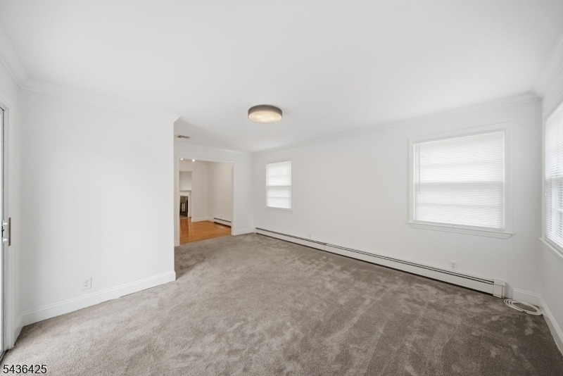 10 Lloyd Ave - Photo 17