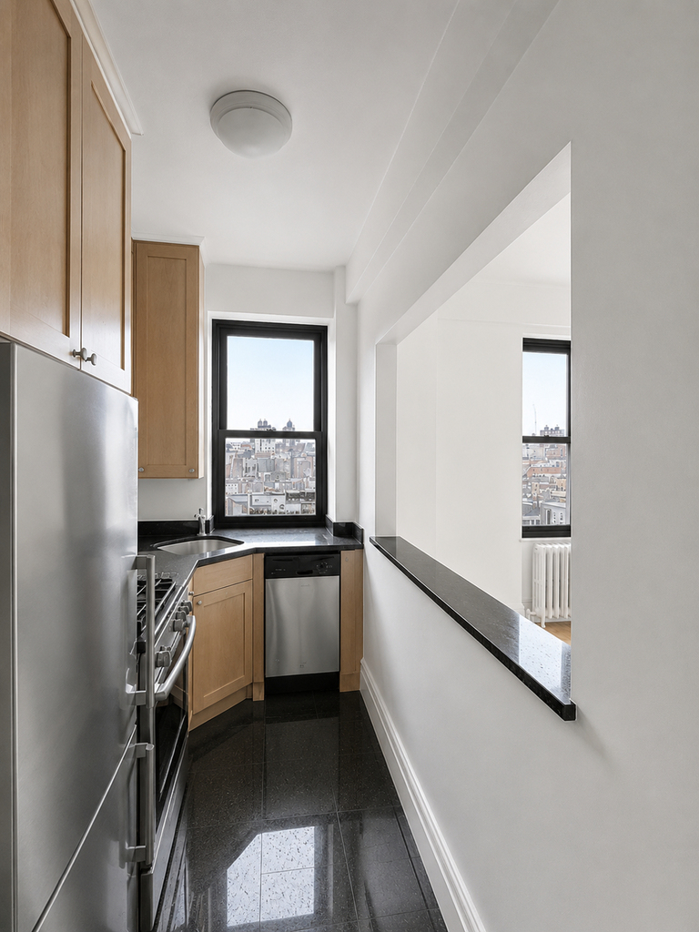 2nd Avenue - Photo 2