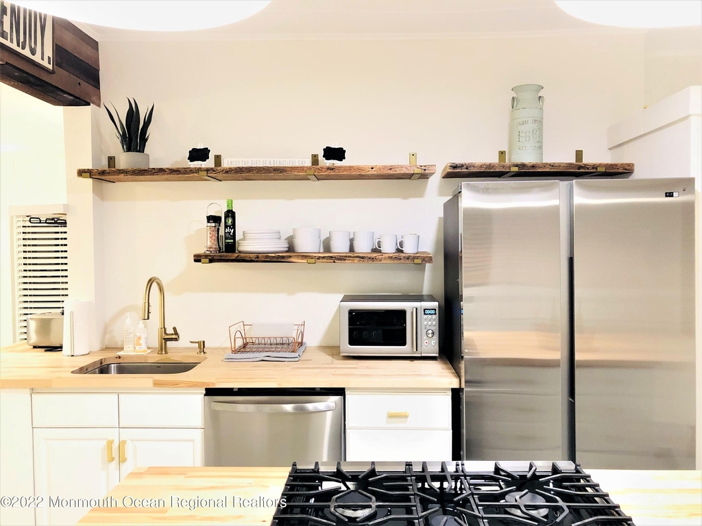487 West Street - Photo 11