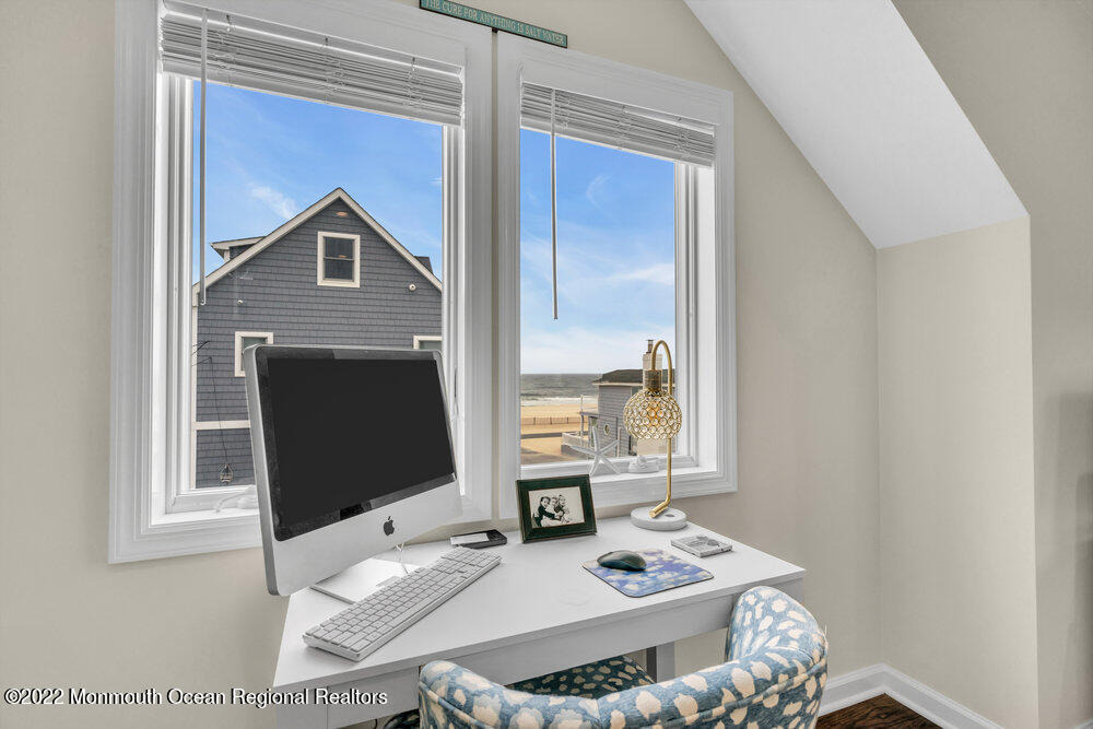 368 1st Avenue - Photo 22