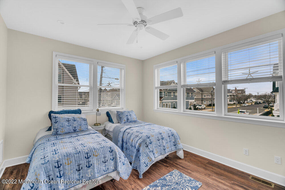 368 1st Avenue - Photo 14