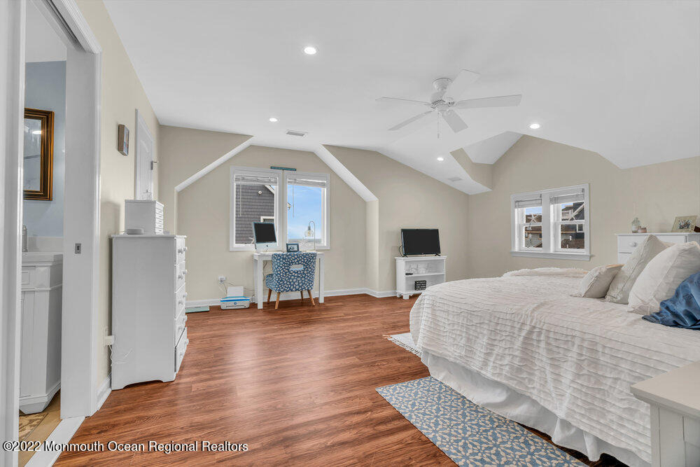 368 1st Avenue - Photo 20